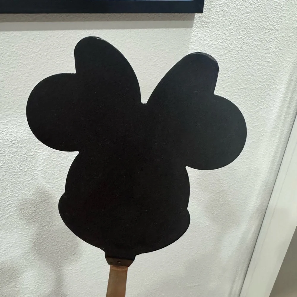 Minnie Mouse Spatula from Williams  Sonoma